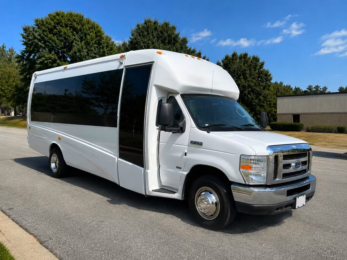 aurora concert bus rentals
