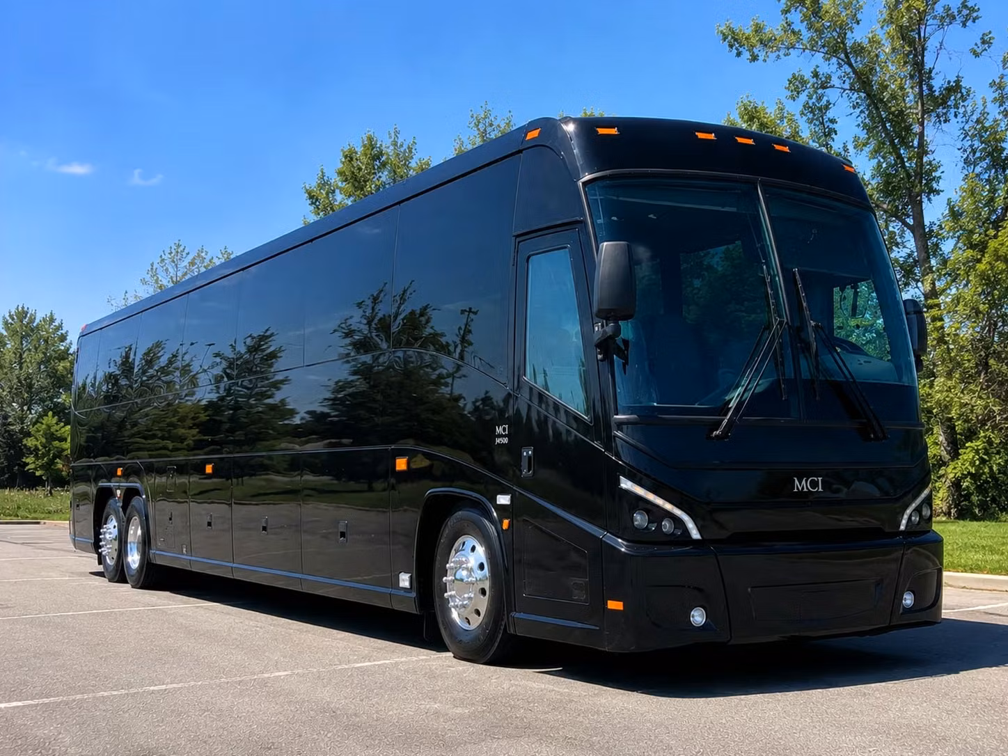 aurora school field trips to the denver zoo and natural history museum are easy with the right bus