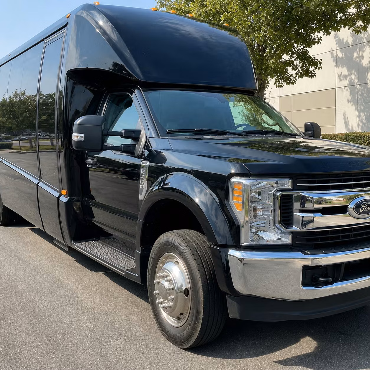employee shuttles in aurora