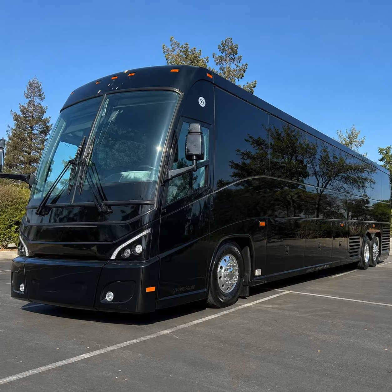 ski resort shuttles and mountain town group travel from aurora